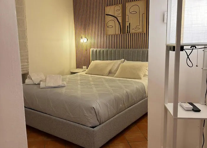 Apartment Welcoming Vatican Garden - With Hot Hub Rome